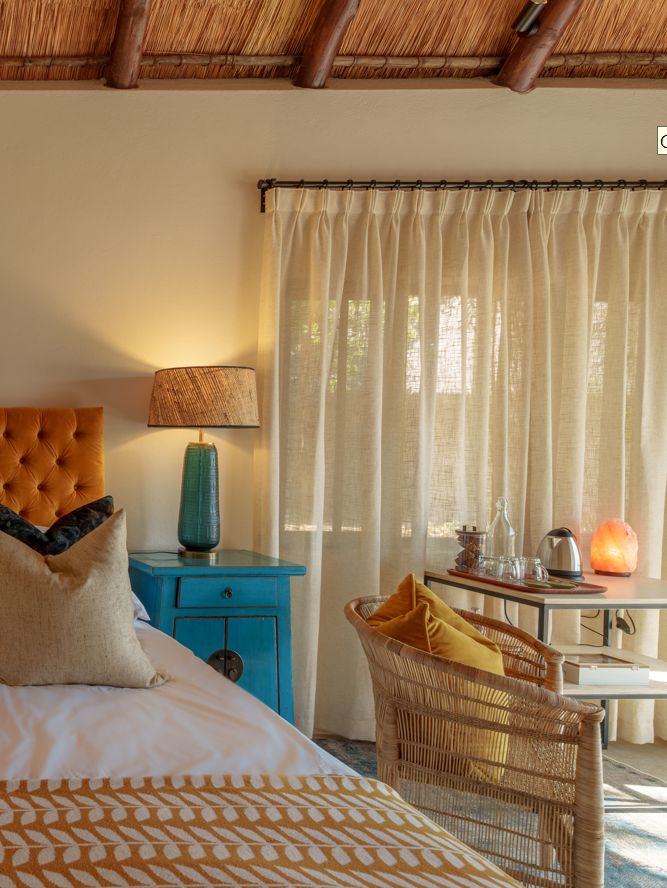 Riverfront suite bedroom